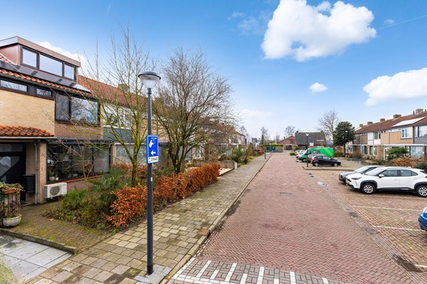 Foto - Te koop: Instapklare tussenwoning in Breda